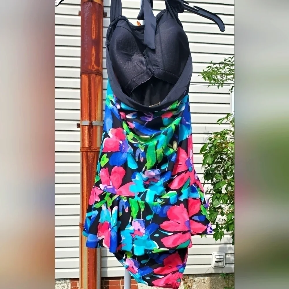 Jones New York Halter One Piece Swimsuit Blue Pink Black Size 18